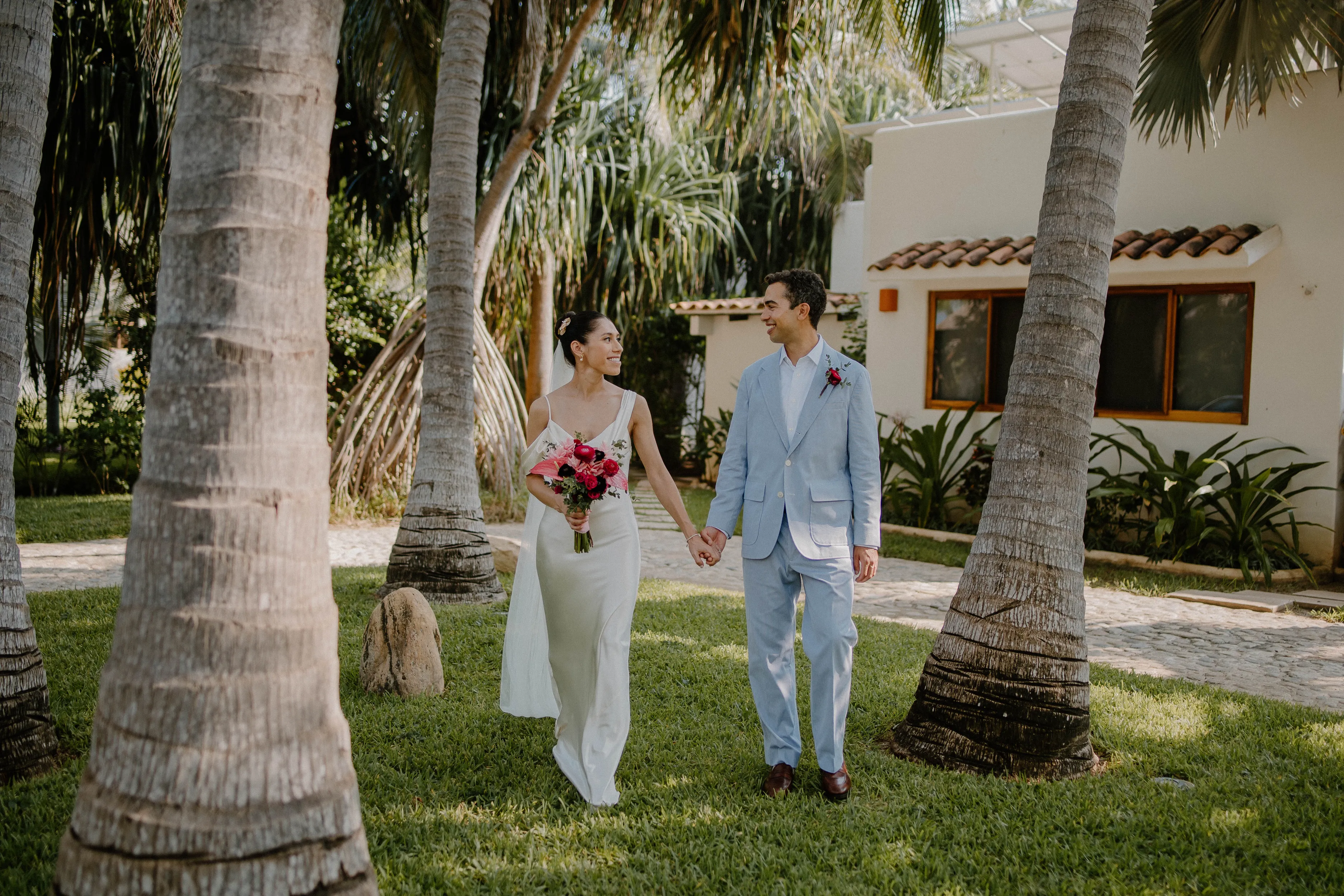 Kyle Jen Jennifer and Kyle’s Puerto Escondido Wedding – Coastal Celebration ...